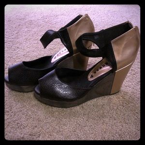 Cri de couer vegan wedges